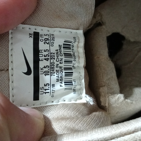 Nike Air Huarache Sneakers Desert Sail Size 11.5 Men's - Picture 8 of 8